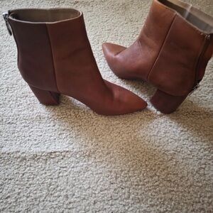 Steve Madden Cognac Pointed-Toe Leather Ankle Booties